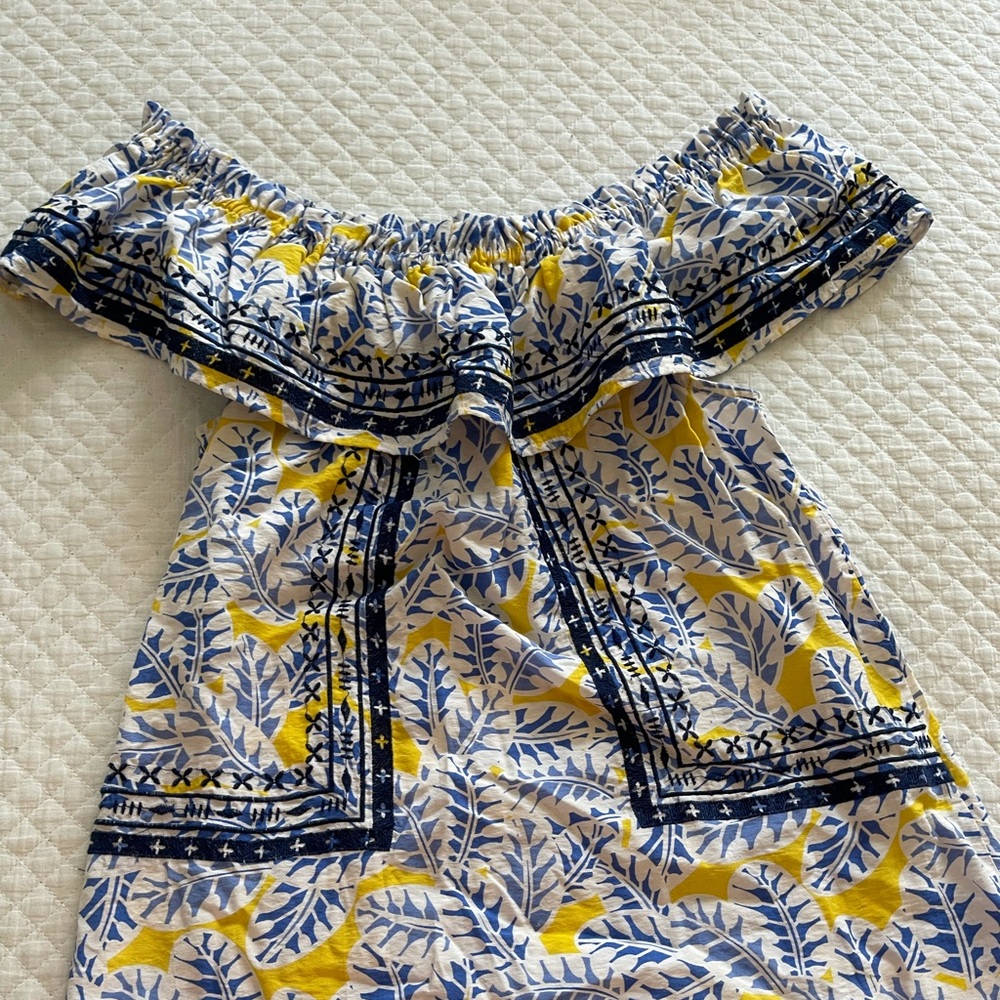 Medium perfect condition from anthropology store